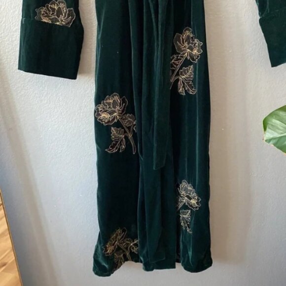 Zara Black Long Sleeve Dress with Gold Floral Embroidery - Picture 9 of 12